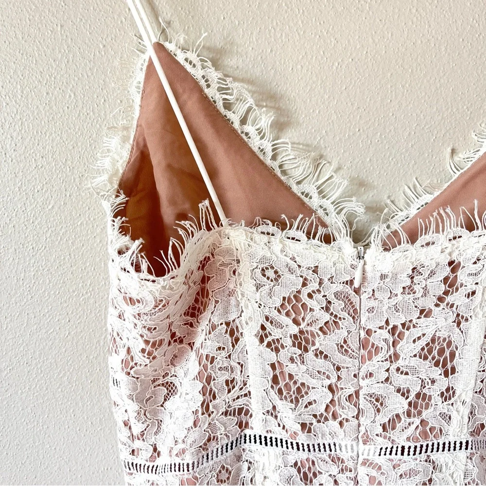 NWT Do+Be White Lace Maxi Dress w/ Spaghetti Straps, Slit, & Blush Pink Liner - Picture 7 of 16